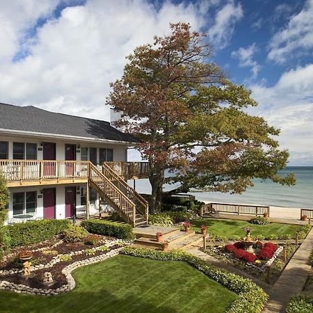 Huron House Bed & Breakfast Oscoda Exterior photo