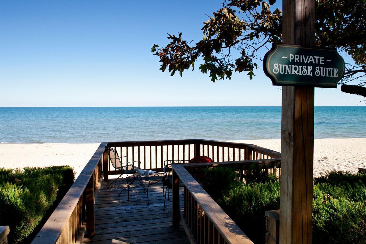 Huron House Bed & Breakfast Oscoda Exterior photo